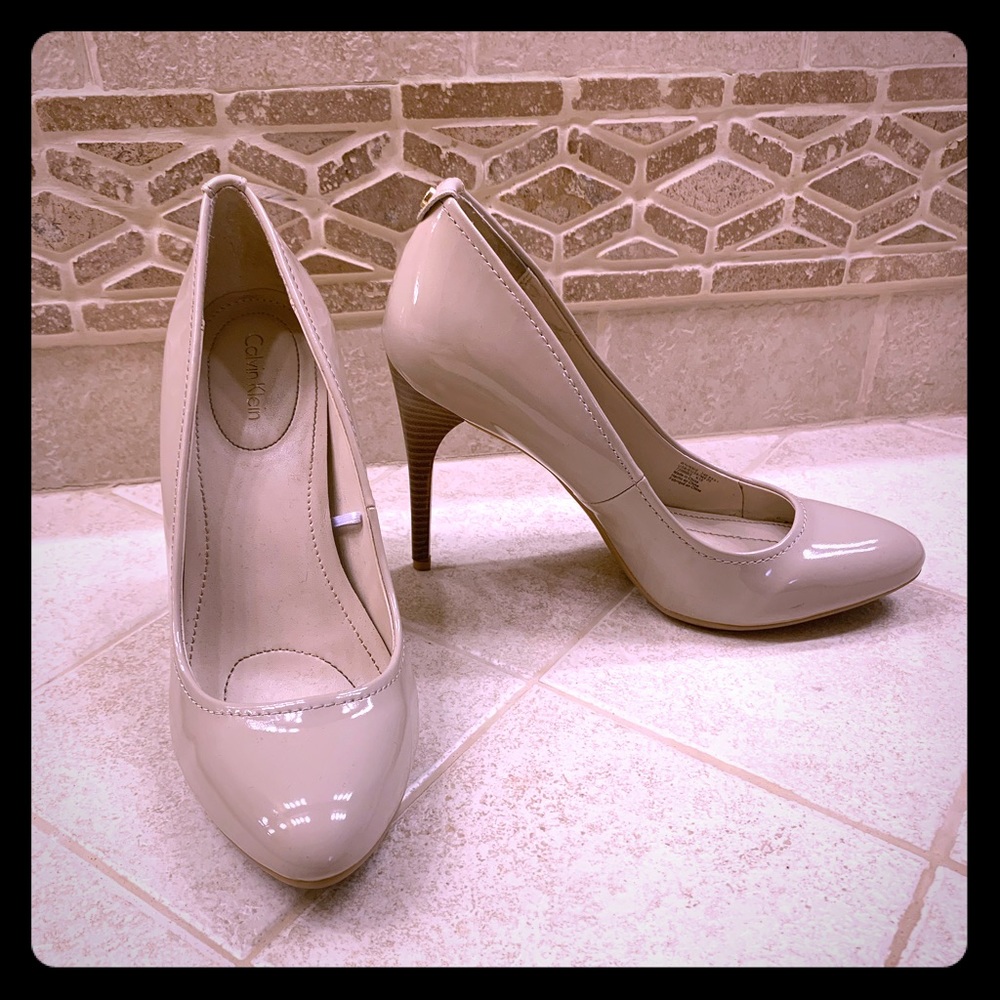 Calvin Klein Heels 70% OFF 👠